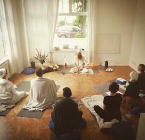 Ortsbild von „Yoga Japa Berlin - Kundalini Yoga & Ayurveda Massage“